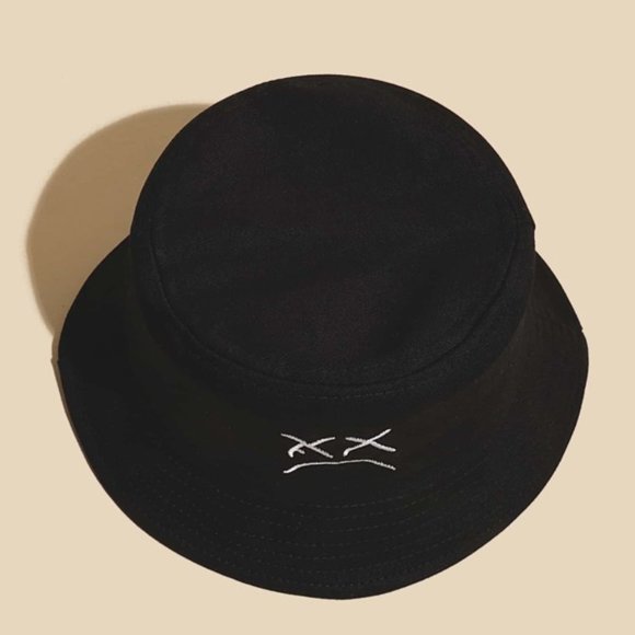 🎃6/$15 New! Black Bucket Hat - Picture 3 of 3
